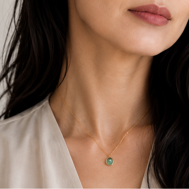 K18 Emerald drop Necklace