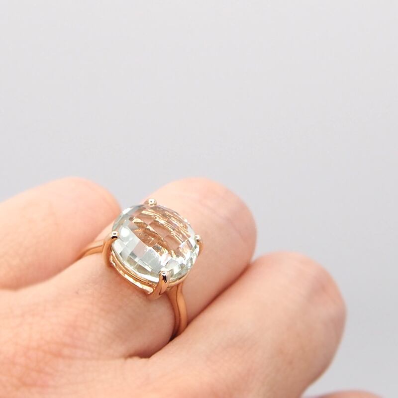 The round Ring - Quartz