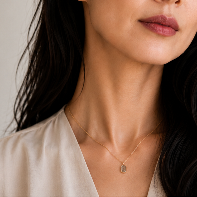 K18 Diamond drop Necklace (Gray)