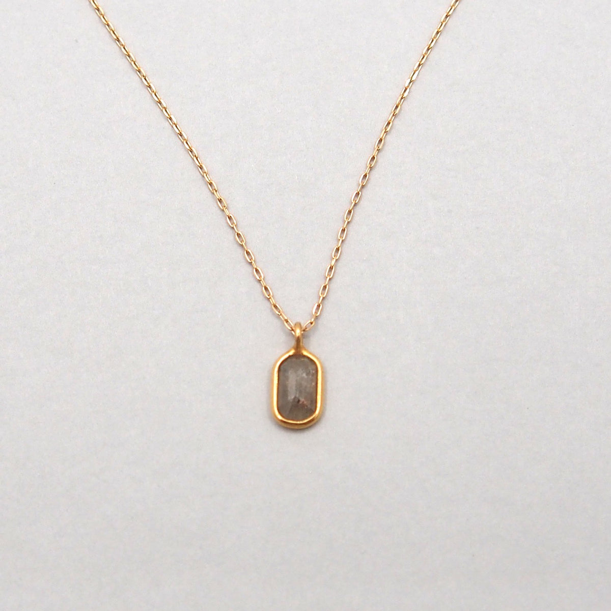 K18 Diamond drop Necklace (Gray)