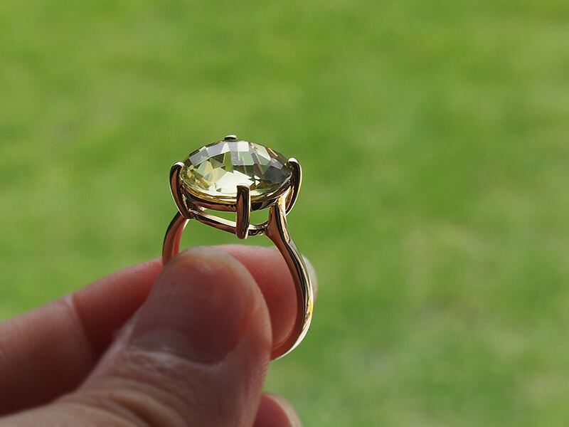 The round Ring - Green amethyst